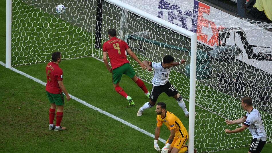 Raphael Guerreiro, Ruben Dias, Serge Gnabry, Rui Patricio, Joshua Kimmich, Deutschland, Portugal, EM